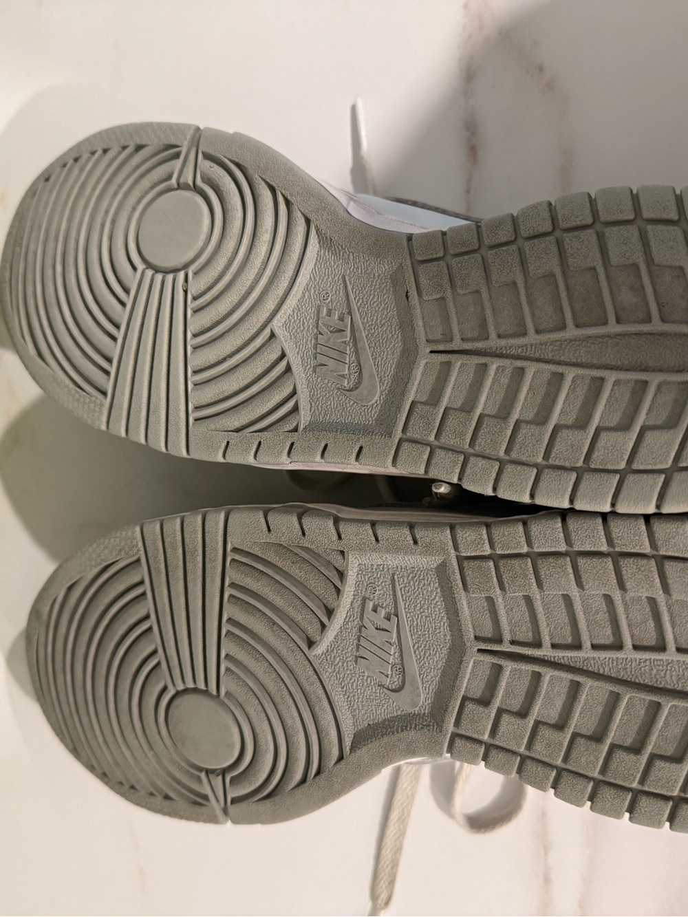 Nike dunks !! - Picture 8 of 9